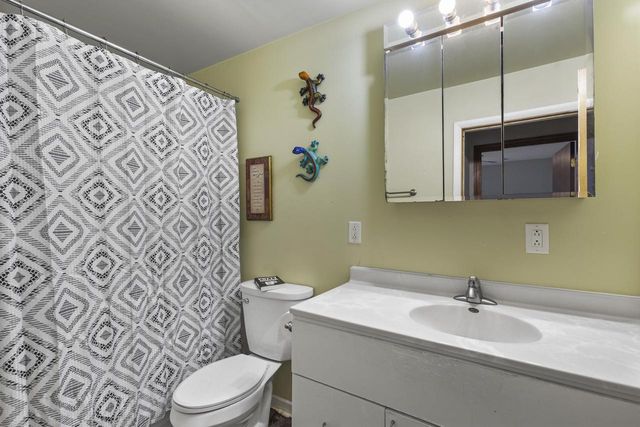 1222 KNAPP STREET, Oshkosh, WI 54902