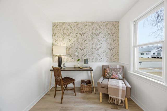 208 1 Avenue SE, Dilworth, MN 56529