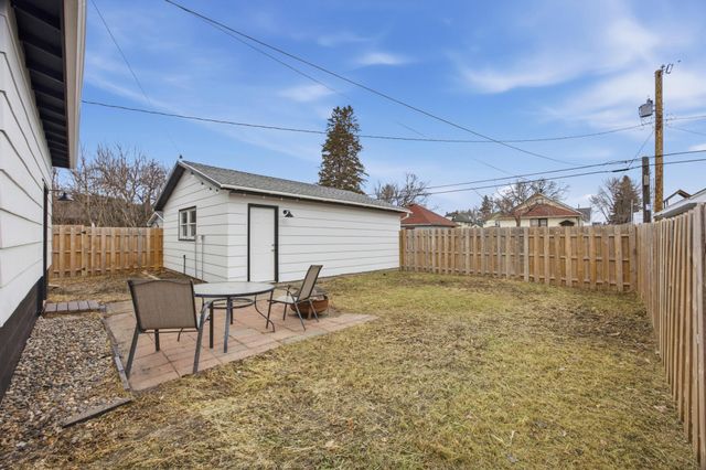 208 1 Avenue SE, Dilworth, MN 56529