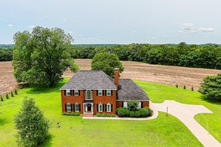 1782 County Road 3, Headland, AL 36345