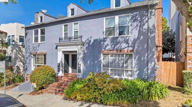 2421 Hilgard Ave, Berkeley, CA 94709