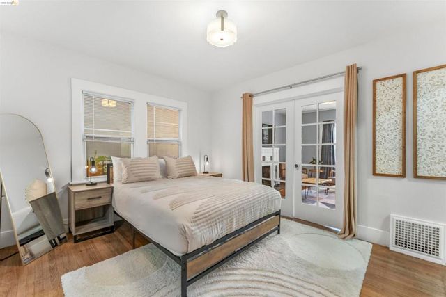 2421 Hilgard Ave, Berkeley, CA 94709