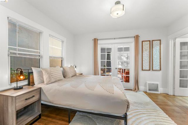 2421 Hilgard Ave, Berkeley, CA 94709