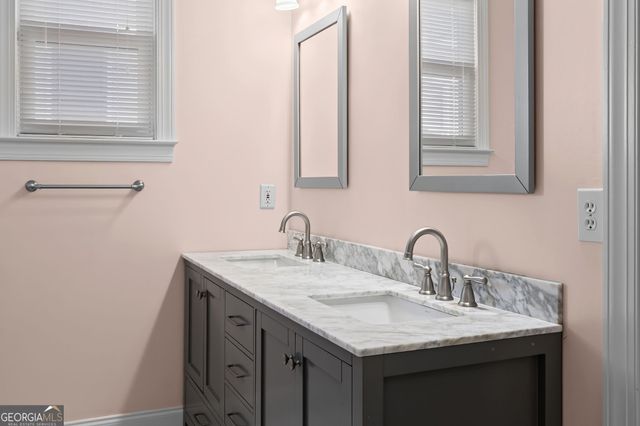 83 Pecan Crescent, Newnan, GA 30265