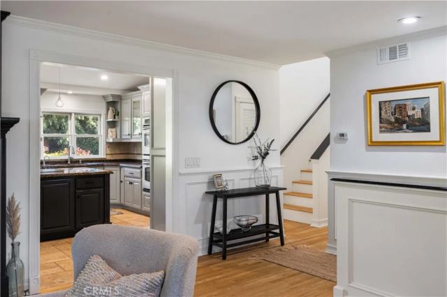 2038 Aliso Avenue, Costa Mesa, CA 92627