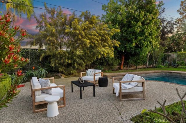 2038 Aliso Avenue, Costa Mesa, CA 92627