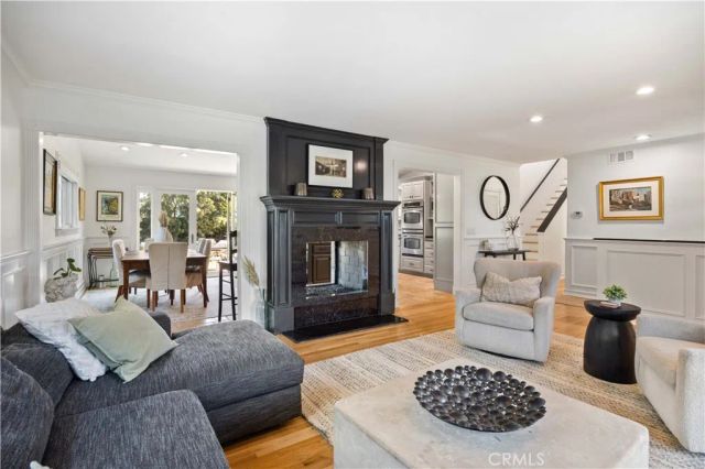 2038 Aliso Avenue, Costa Mesa, CA 92627