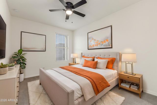 1953 W KINFIELD Trail, Phoenix, AZ 85085