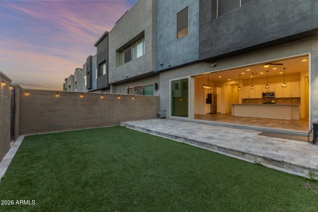 1953 W KINFIELD Trail, Phoenix, AZ 85085