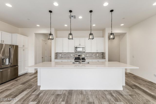 1953 W KINFIELD Trail, Phoenix, AZ 85085