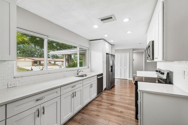 1943 BARBARA AVENUE, Clearwater, FL 33755