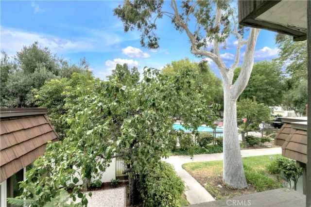 22210 James Alan Circle 1, Chatsworth, CA 91311