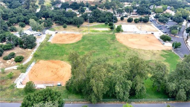 22210 James Alan Circle 1, Chatsworth, CA 91311