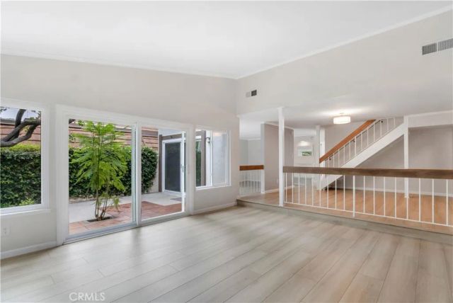 22210 James Alan Circle 1, Chatsworth, CA 91311
