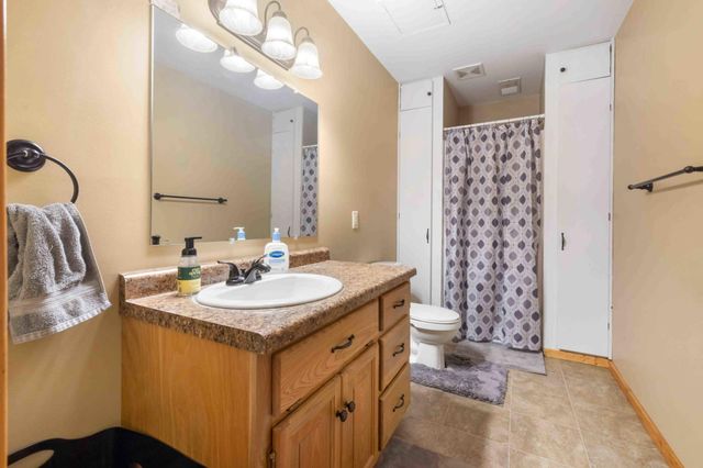 332 W Hazel Avenue, Pillager, MN 56473