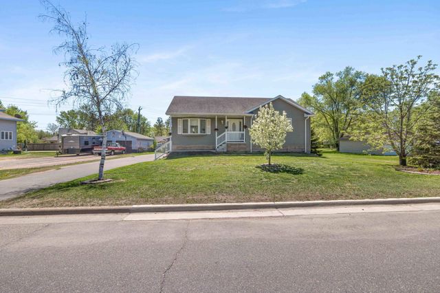 332 W Hazel Avenue, Pillager, MN 56473