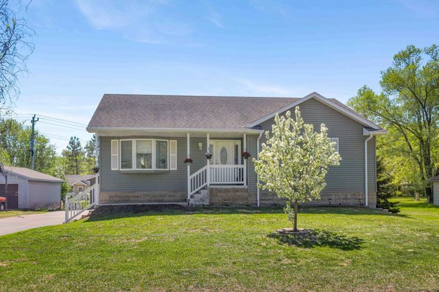 332 W Hazel Avenue, Pillager, MN 56473