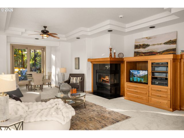 3012 LAKEVIEW Blvd, Lake Oswego, OR 97035