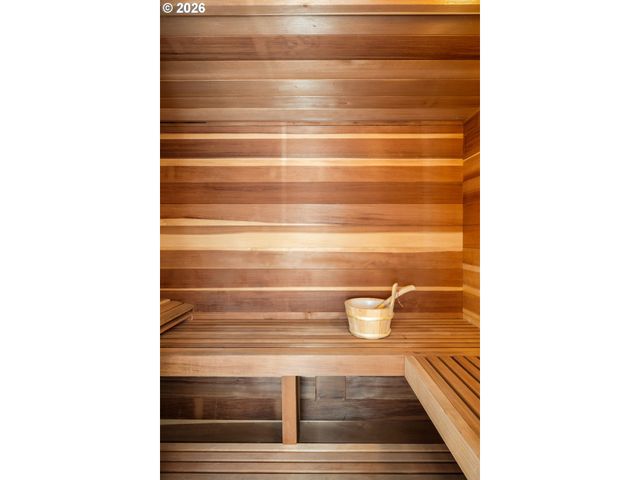 3012 LAKEVIEW Blvd, Lake Oswego, OR 97035