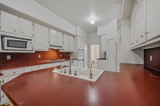 812 TAYLORS BRIDGE RD, Townsend, DE 19734