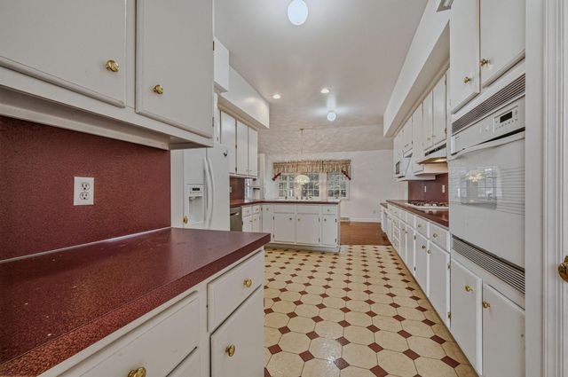 812 TAYLORS BRIDGE RD, Townsend, DE 19734