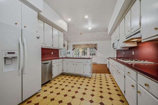 812 TAYLORS BRIDGE RD, Townsend, DE 19734