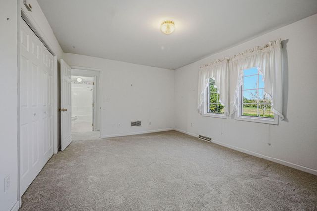 812 TAYLORS BRIDGE RD, Townsend, DE 19734