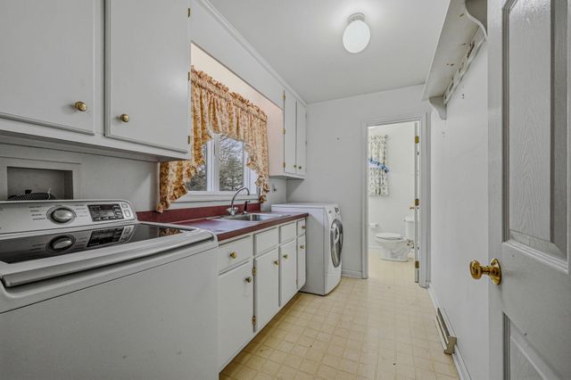 812 TAYLORS BRIDGE RD, Townsend, DE 19734