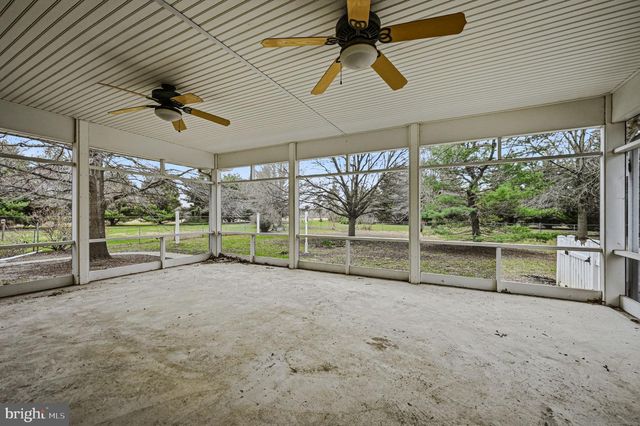 812 TAYLORS BRIDGE RD, Townsend, DE 19734