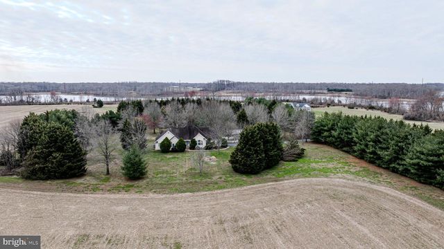 812 TAYLORS BRIDGE RD, Townsend, DE 19734