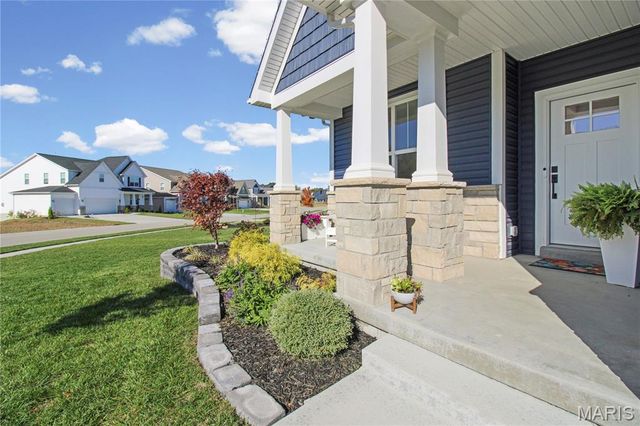 5016 Pacific Crest Trail, Cottleville, MO 63304