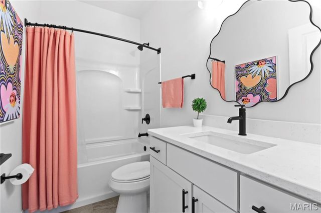 5016 Pacific Crest Trail, Cottleville, MO 63304