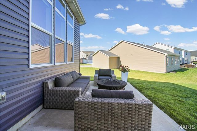 5016 Pacific Crest Trail, Cottleville, MO 63304