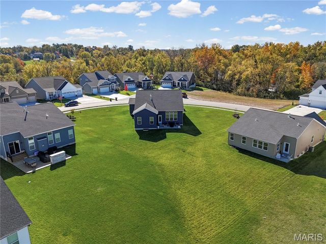 5016 Pacific Crest Trail, Cottleville, MO 63304