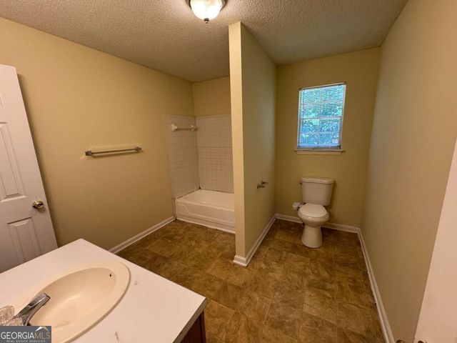1050 Redan Trace, Stone Mountain, GA 30088