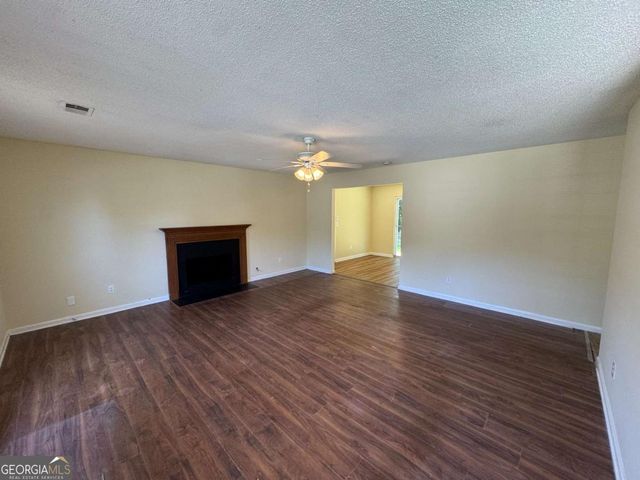 1050 Redan Trace, Stone Mountain, GA 30088