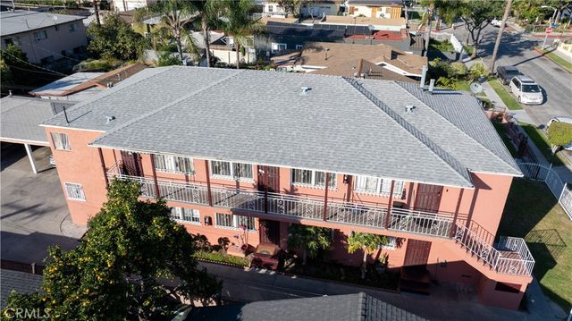 9723 San Juan, South Gate, CA 90280
