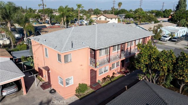 9723 San Juan, South Gate, CA 90280