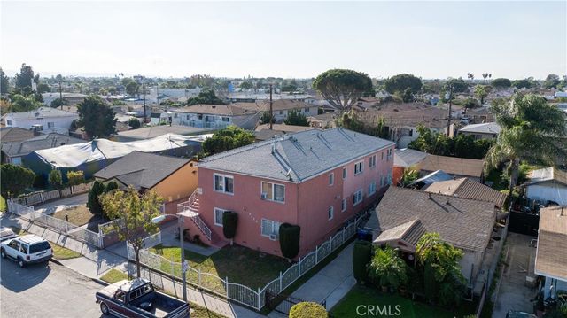 9723 San Juan, South Gate, CA 90280