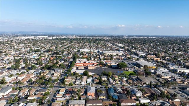 9723 San Juan, South Gate, CA 90280