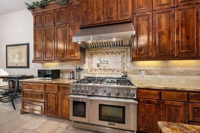 101 Hopewell CIR, Georgetown, TX 78628