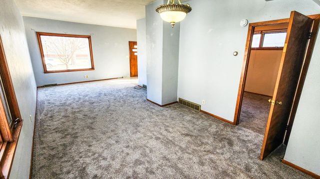 57 N Terrace N, Fargo, ND 58102