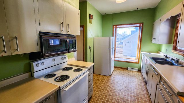 57 N Terrace N, Fargo, ND 58102