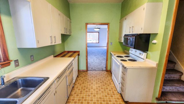 57 N Terrace N, Fargo, ND 58102