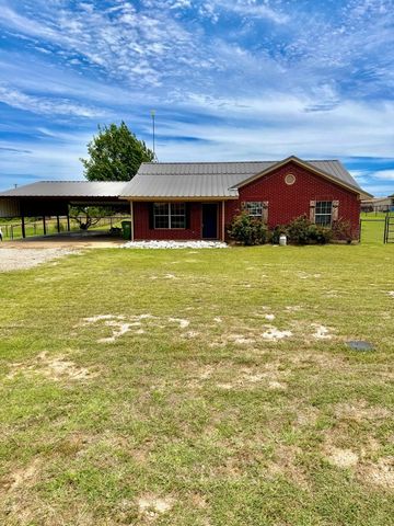 826 Gilliland Road, Springtown, TX 76082