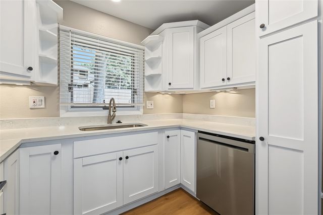 1007 Woodland Park Drive, West Des Moines, IA 50266