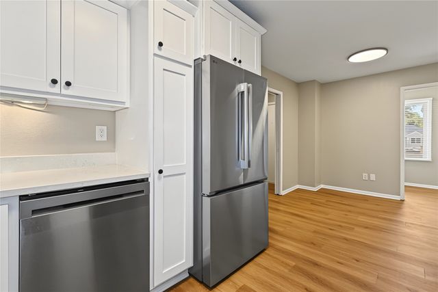1007 Woodland Park Drive, West Des Moines, IA 50266