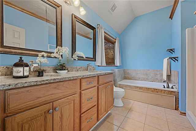 8300 W 148TH Street, Overland Park, KS 66223