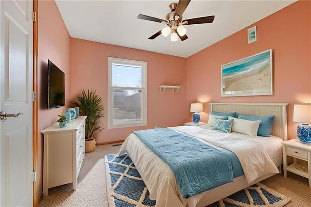 8300 W 148TH Street, Overland Park, KS 66223