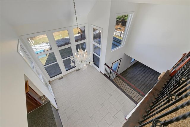 8300 W 148TH Street, Overland Park, KS 66223